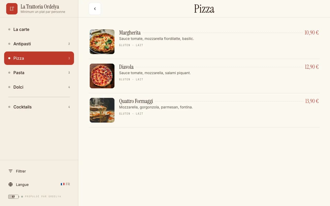 Carte sur tablette en mode kiosque : catégories dans la colonne de gauche, pizzas avec photo, description, allergènes et prix, filtre et choix de la langue en bas.
